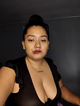 Young-Soo Live XXX Chat