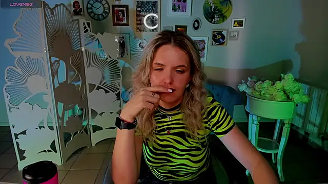 AliceSmite Live XXX-Chat