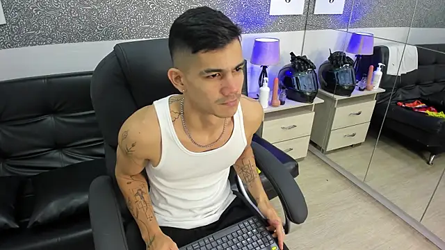 دردشة Jared_Cole الجنسية المباشرة