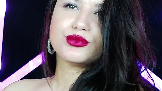 Chat XXX en directo de EssenaMonroe