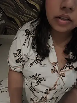 Alisha_Sahil Chat XXX live