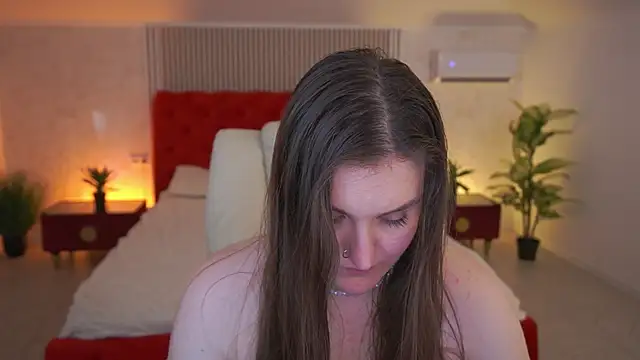 EmmyCharmm XXX чат на живо