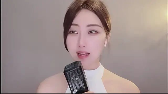 Aner333 现场XXX聊天