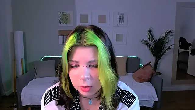 AliceSpencery XXX чат на живо