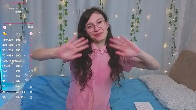 ThoraMarola's Live XXX Chat