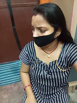 Manjudear's Live XXX Chat