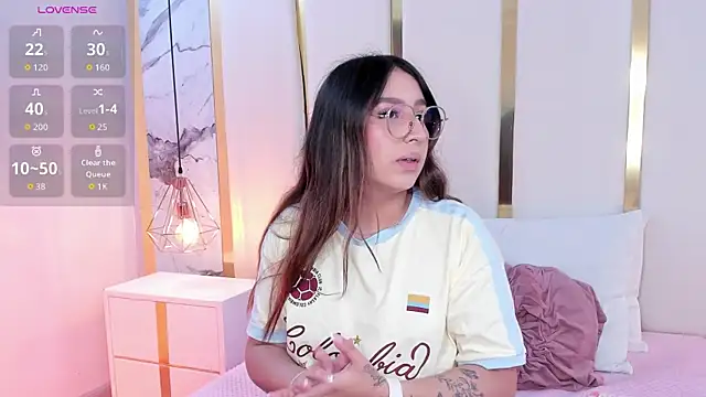 KamilaVegga Chat XXX live