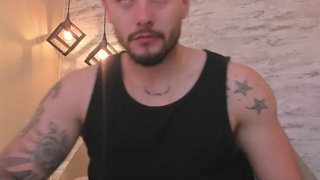 dominic_de_luca Chat XXX in diretta