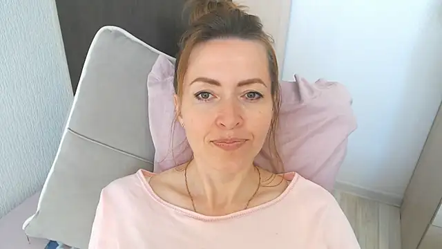 NicoleEunice87 XXX чат на живо