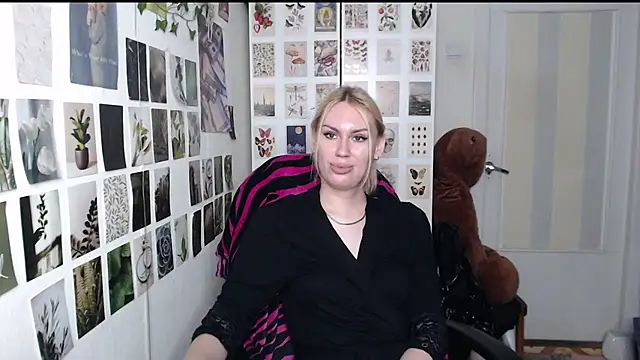 Онлайн чат XXX CapriScorpion