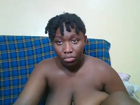 LunaCharm2 Chat XXX live