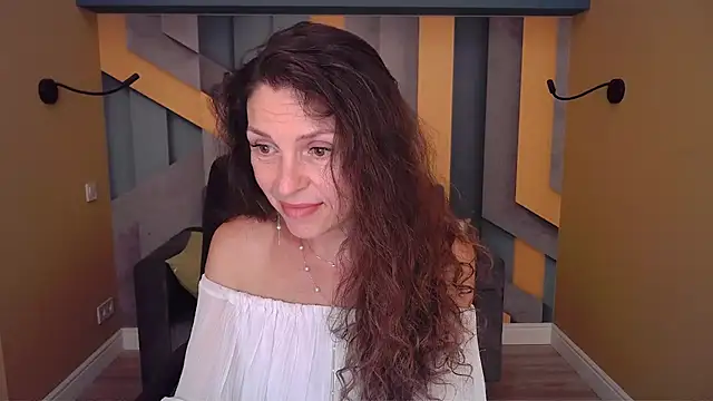 EllaLong live XXX chat
