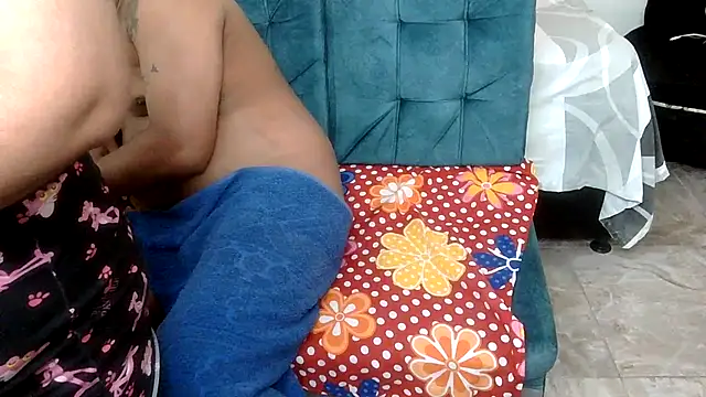 Boycuriousxxx Chat XXX in diretta