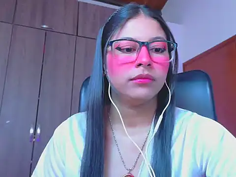 Czat XXX na żywo – _ALLYSON18_