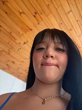 Chat +18 de Katy_RoseX ao vivo