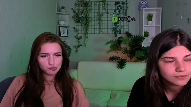 kiaraa_belle's Live XXX Chat