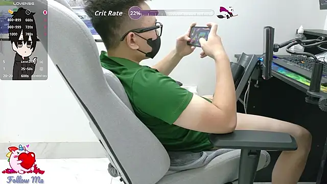 k-u-r's Live XXX Chat