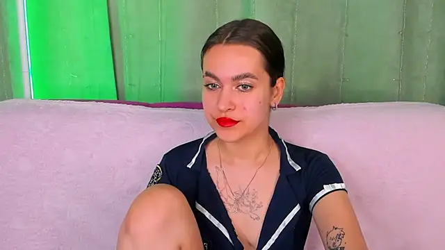 Czat XXX na żywo – AishaTempt