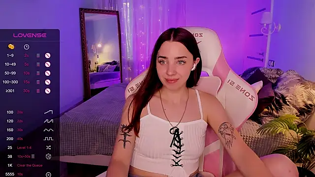 Chat XXX ao vivo de CharliGrace_