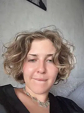 KellyKeler Chat XXX in diretta
