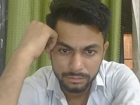 Stubborndesiboy 라이브 XXX 채팅