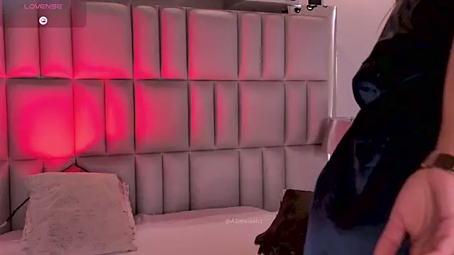 AllyJensen – Naživo XXX chat