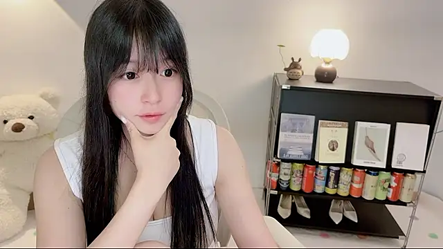 Chat +18 de Onechestnut ao vivo