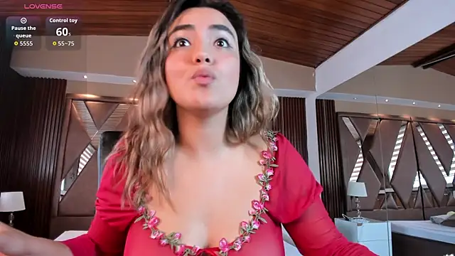 IsabellaaJoness' Live XXX Chat