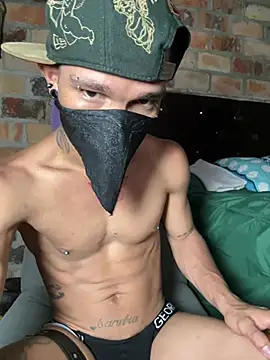 CRAZY-BOY99's Live XXX Chat