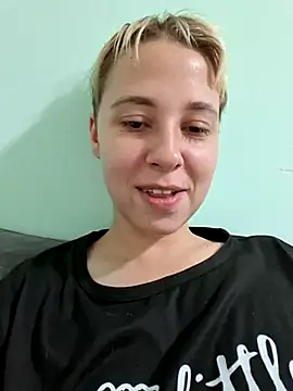 Chat XXX en directo de Gussie_Bridie