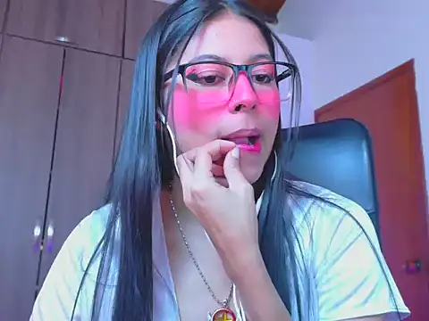 Chat XXX en directo de _ALLYSON18_