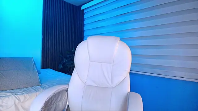Živý XXX chat Mili_Cat