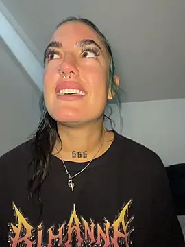 Вебкам-шоу savana_xo
