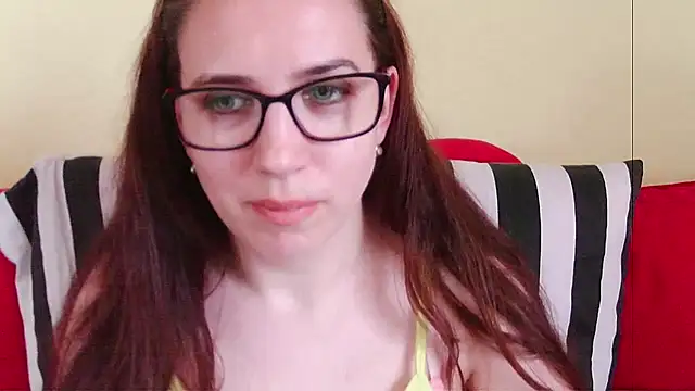 EmilyHotAngel's Live XXX Chat