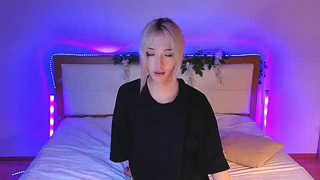 okerriella Adlı Modelin Canlı XXX Sohbeti