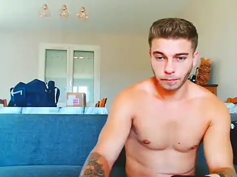 Elkafit28 Adlı Modelin Canlı XXX Sohbeti