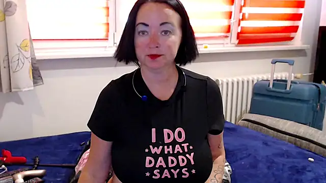 Alexie33 Adlı Modelin Canlı XXX Sohbeti