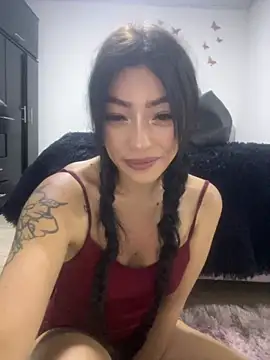 DAKOTA_SAKURA Adlı Modelin Canlı XXX Sohbeti