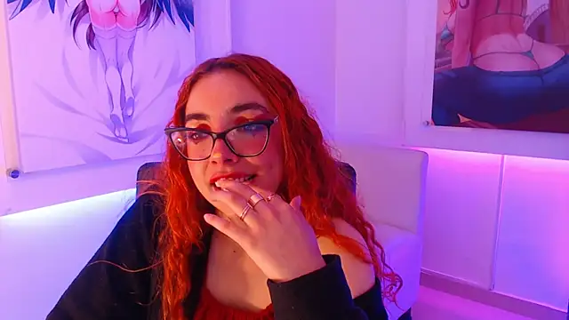 mere_in_redd – Naživo XXX chat
