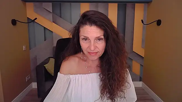 Chat XXX en directo de EllaLong
