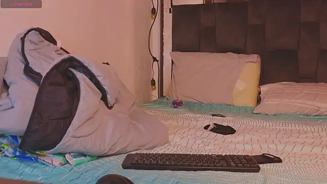josethariaz25 라이브 XXX 채팅