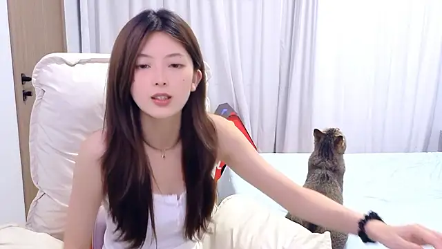 Koikoi___ Adlı Modelin Canlı XXX Sohbeti