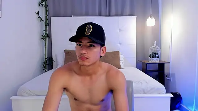 Alejo-and-Thiago Webcam Show