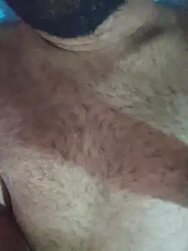 hairy_boyi XXX чат на живо