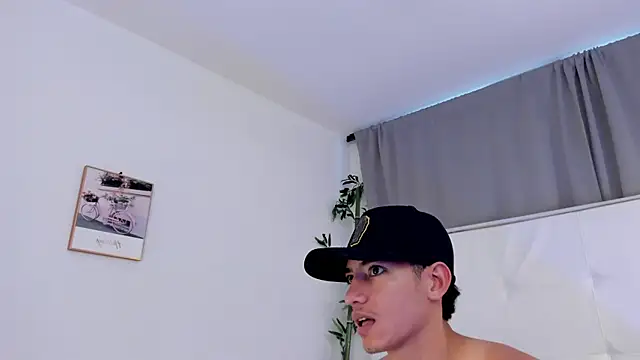 Alejo-and-Thiago Webcam Show