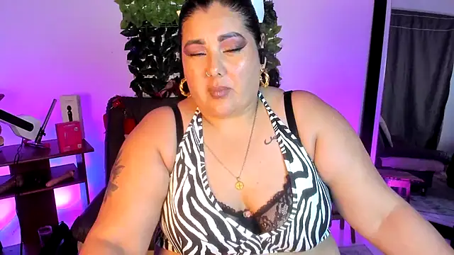 AndreaKinky's Live XXX Chat