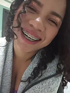 TamaraaHoney's Live XXX Chat