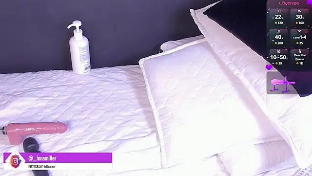 lunamiller_01 XXX чат на живо