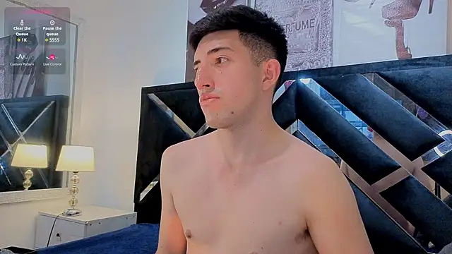 Chat XXX en directo de Un_Sluttyy