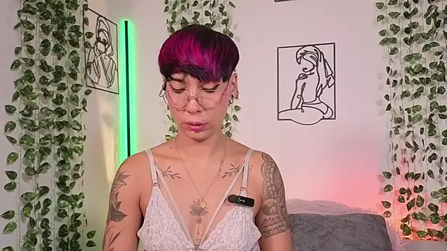 Živý XXX chat MiaMorgan_